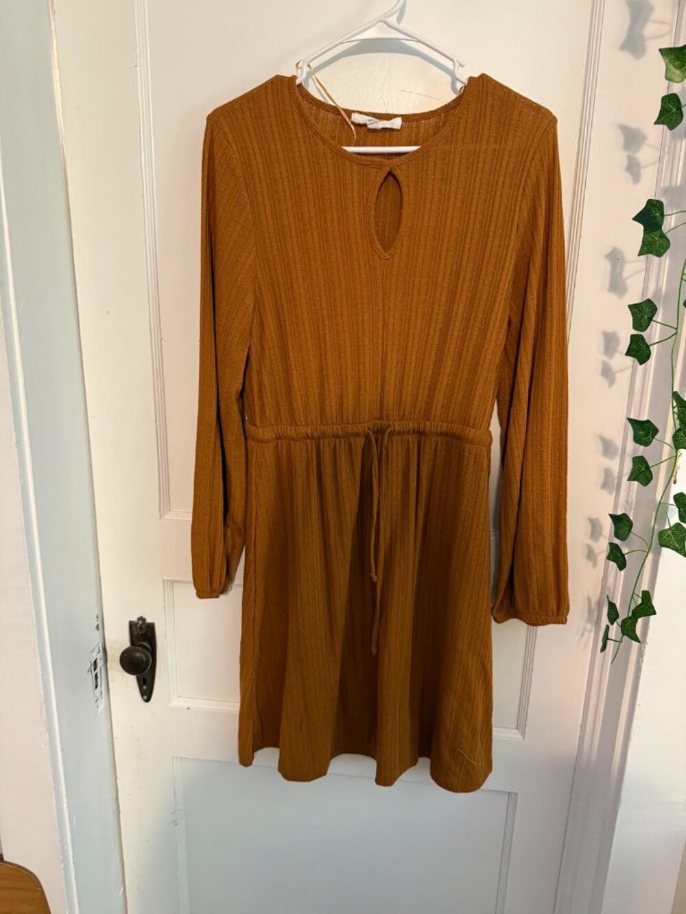 Ribbed Keyhole Drawstring Waist Dress